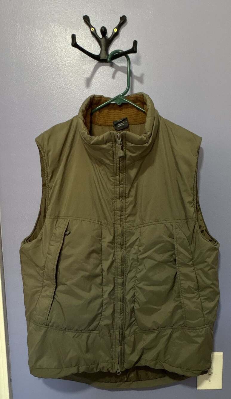 Sekri PCU Level 7 Vest Size Medium Green Insulated Outdoor